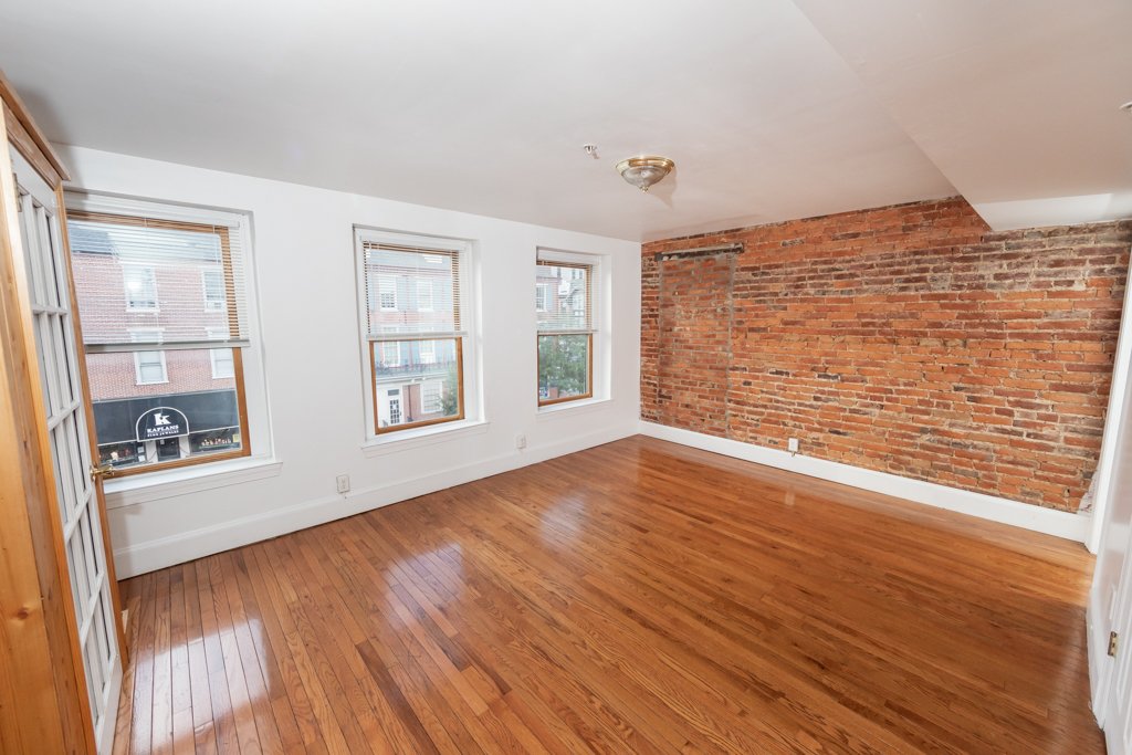 106 West Market St #5_008