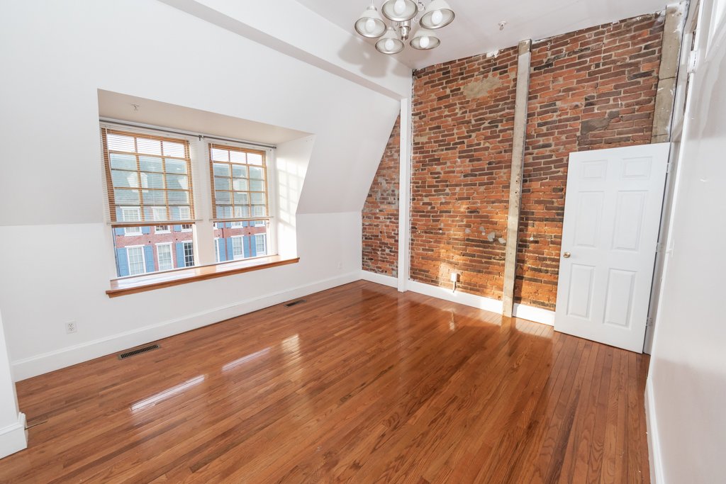 106 West Market St #5_016