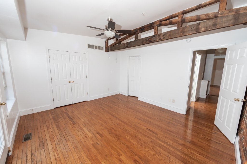 106 West Market St #5_023