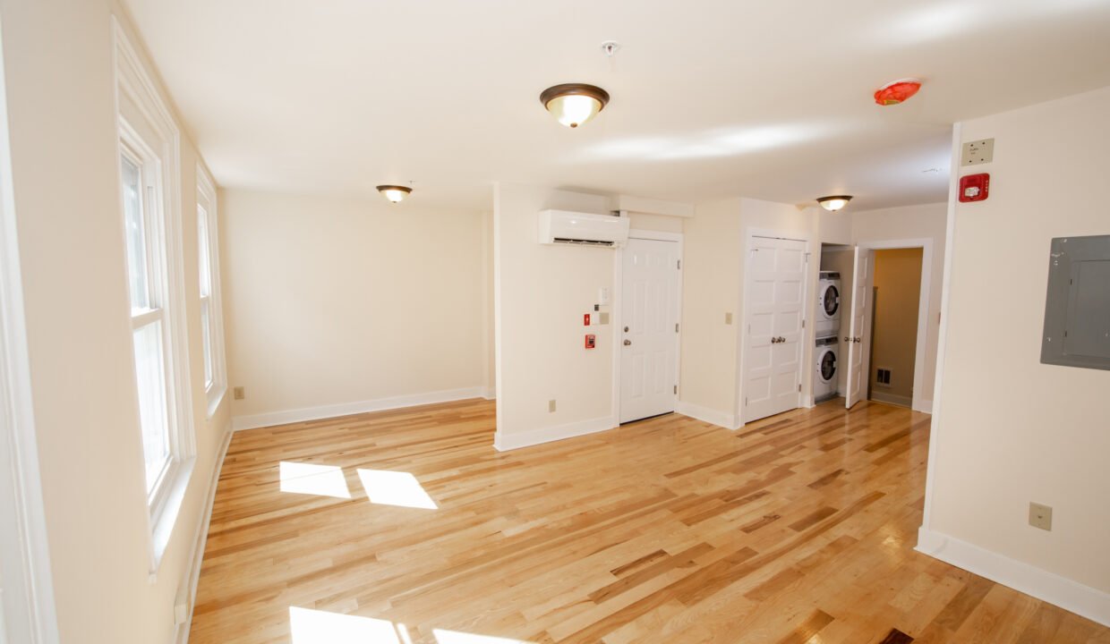 119 East Market #3_004