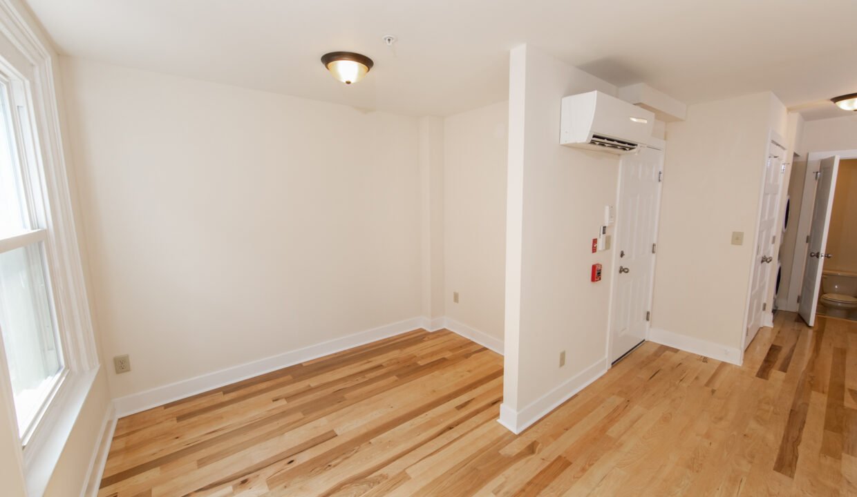 119 East Market #3_005