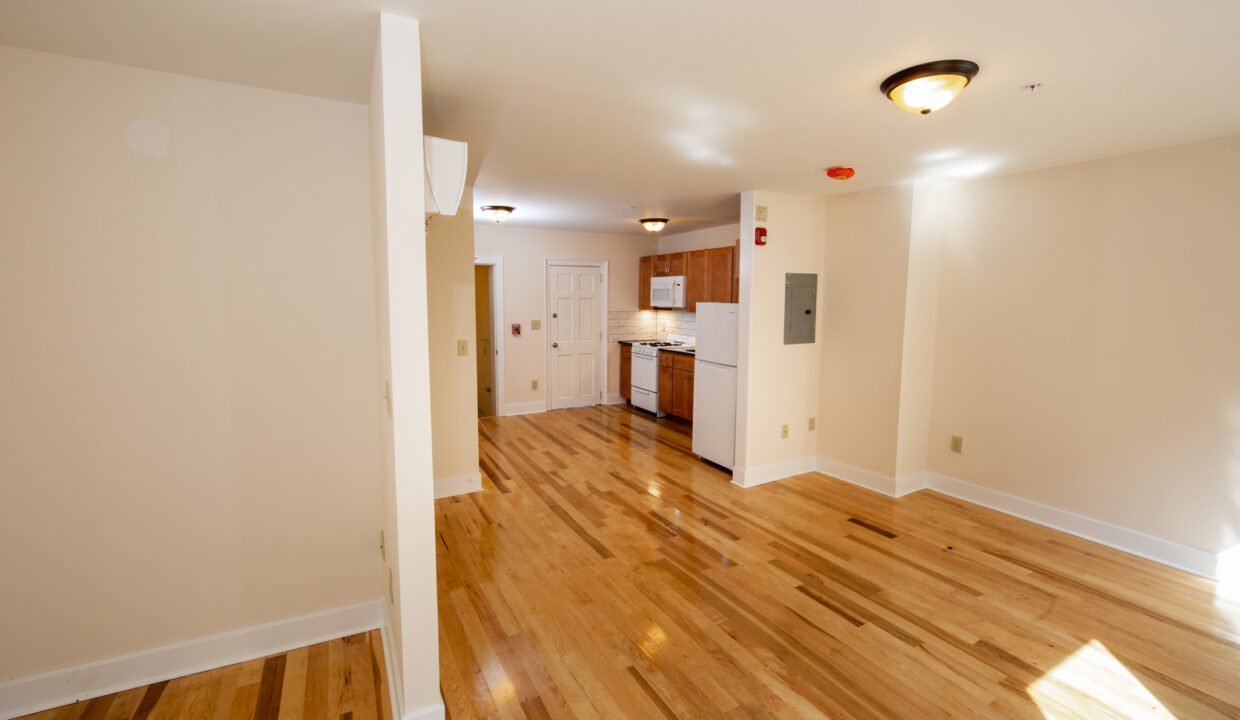 119 East Market #3_006