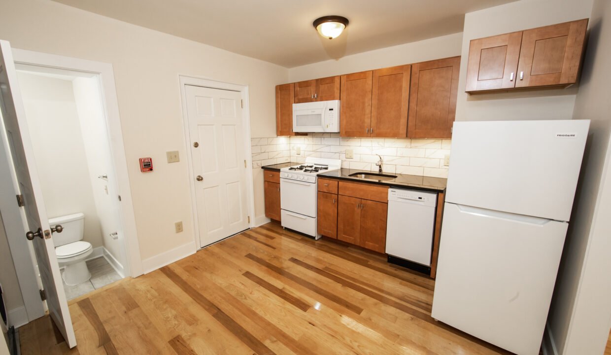 119 East Market #3_007