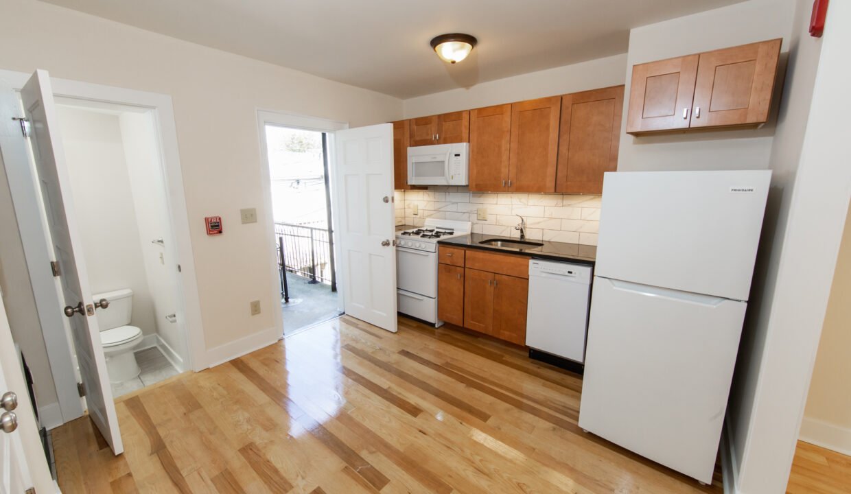 119 East Market #3_008