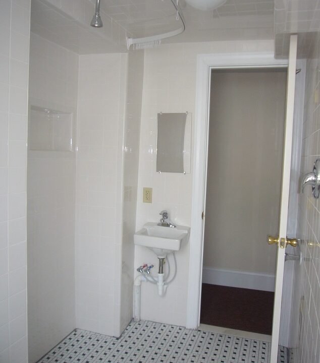 Bathroom2b