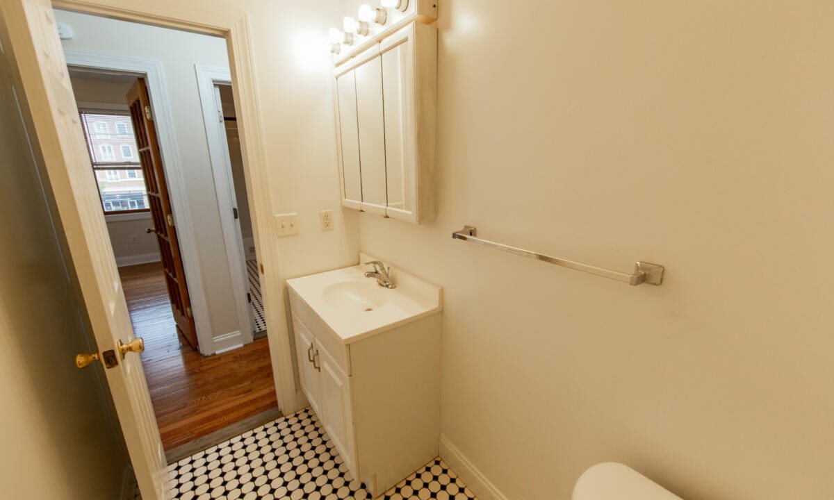 115-Middle-Alley-1_020