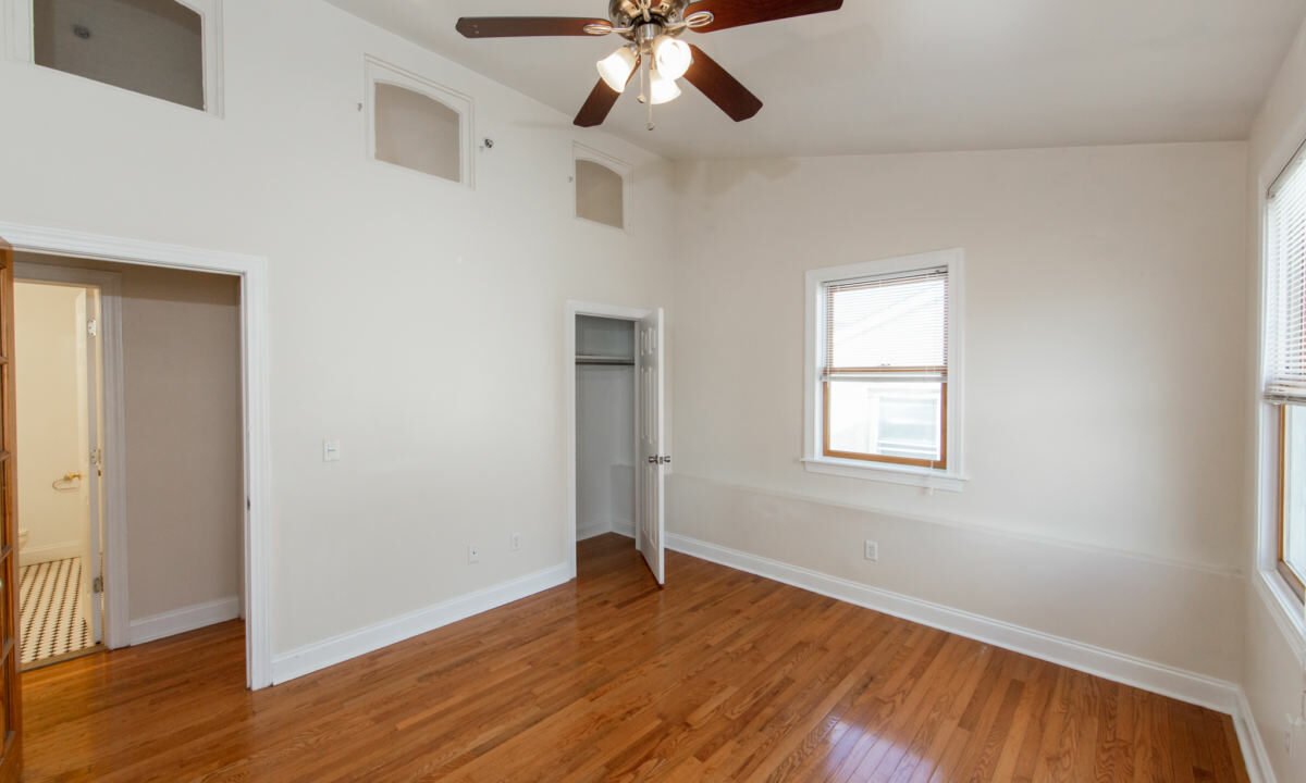 115-Middle-Alley-1_025