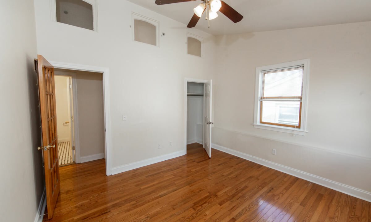 115-Middle-Alley-1_026