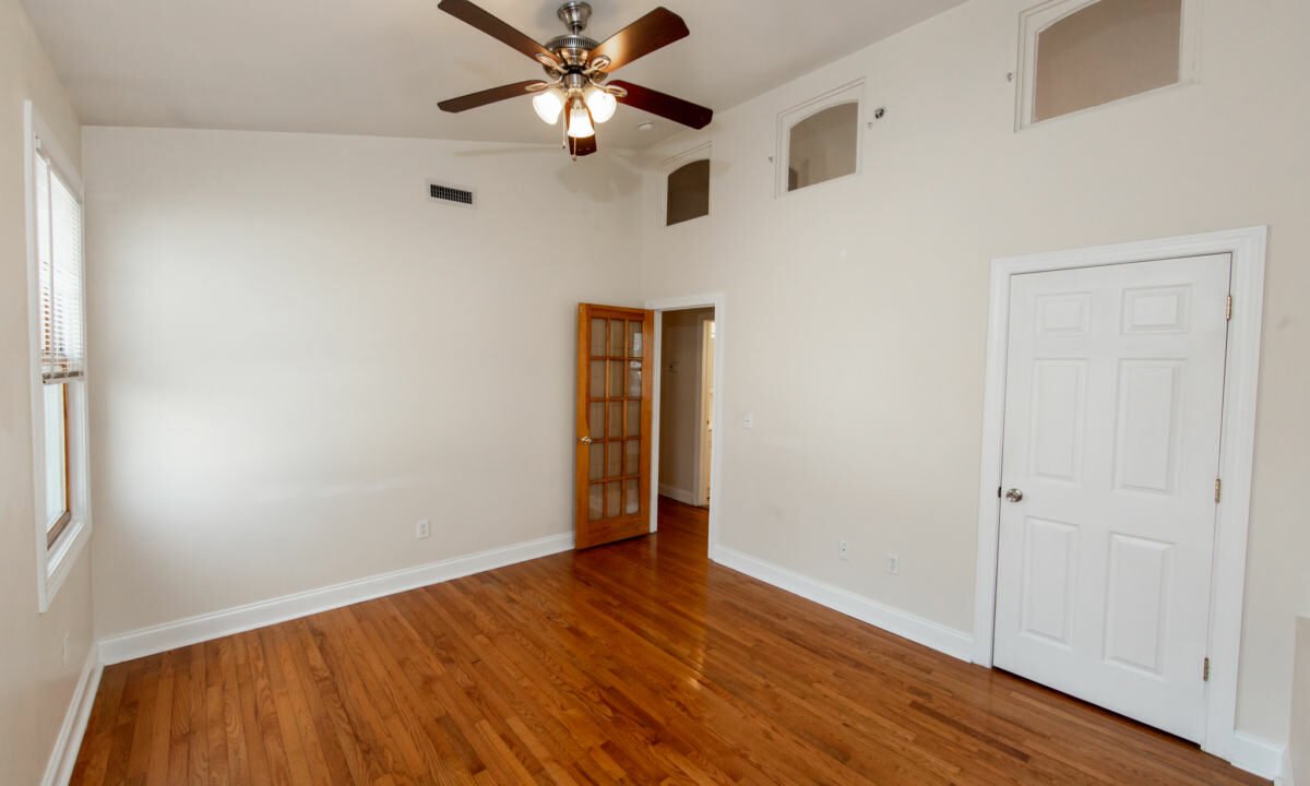 115-Middle-Alley-1_029