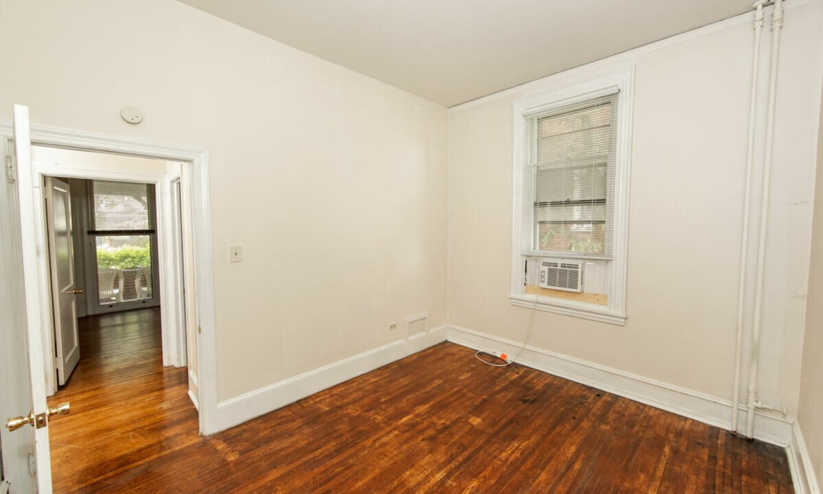 317-South-Walnut-1_010
