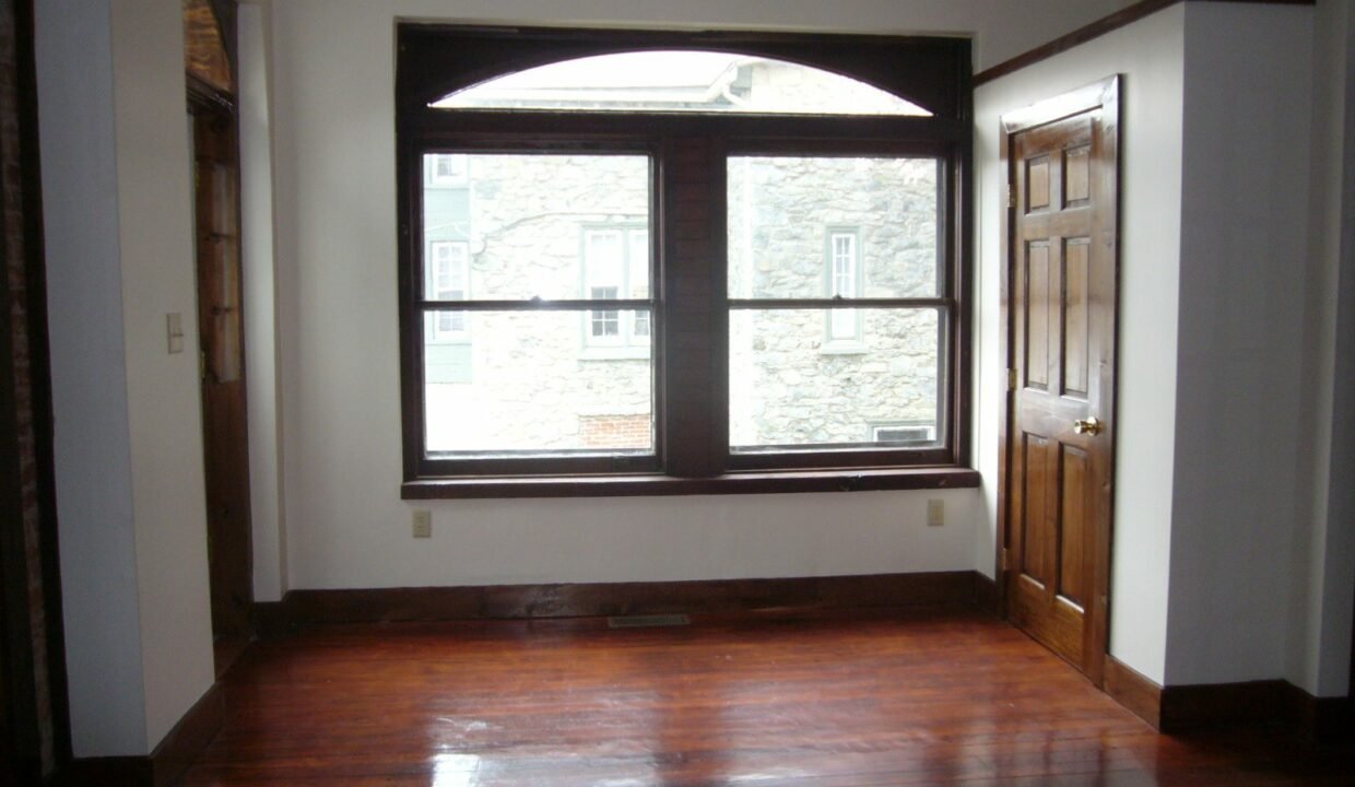 Bedroom2-3