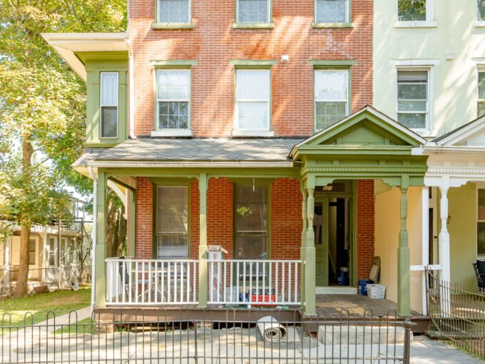 221 South Walnut Street Apt 1