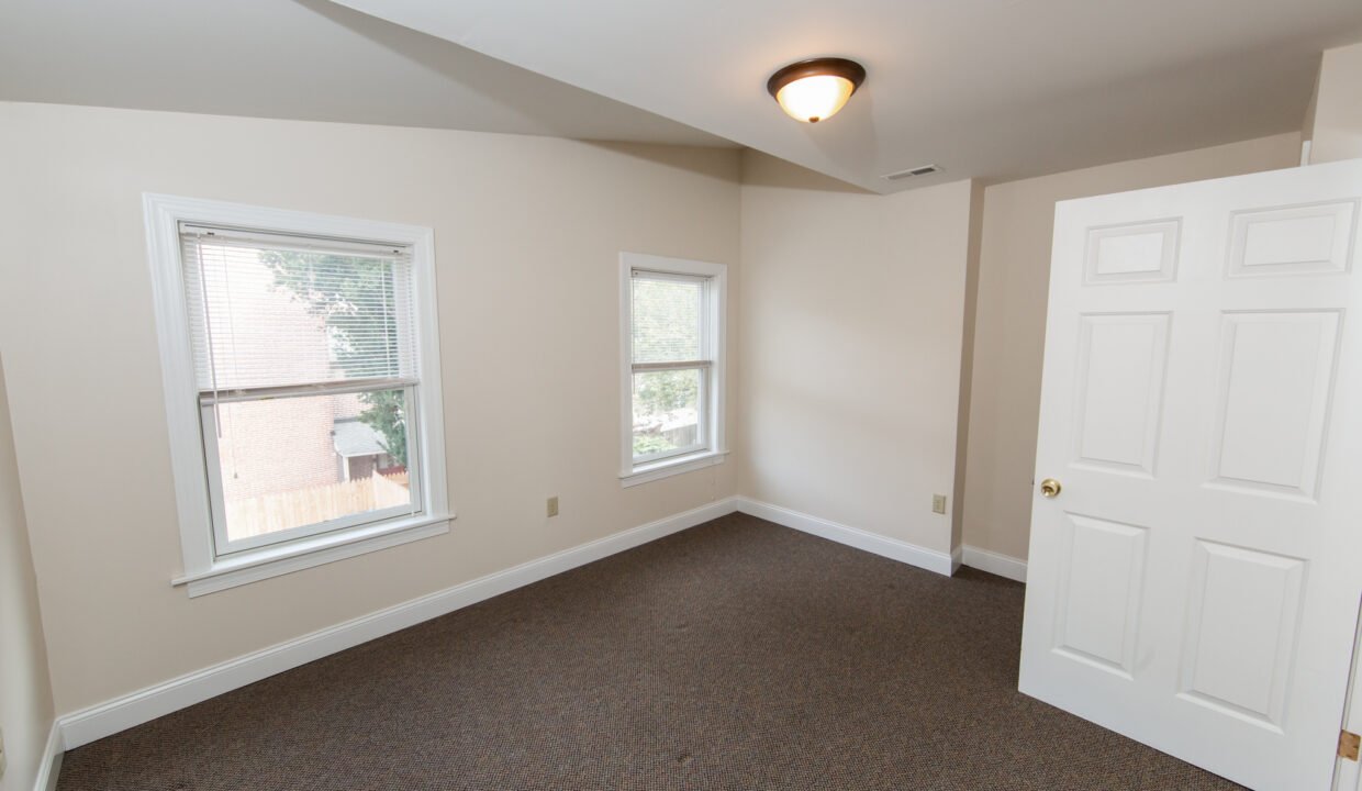 101 South Walnut #2_002