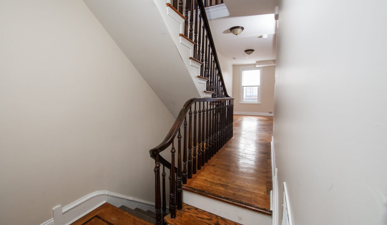 101 South Walnut #2_010