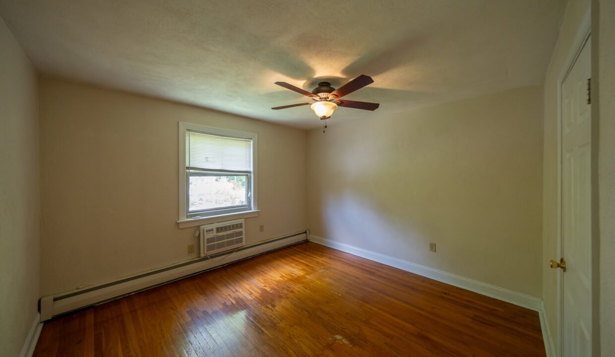 Bedroom(1)