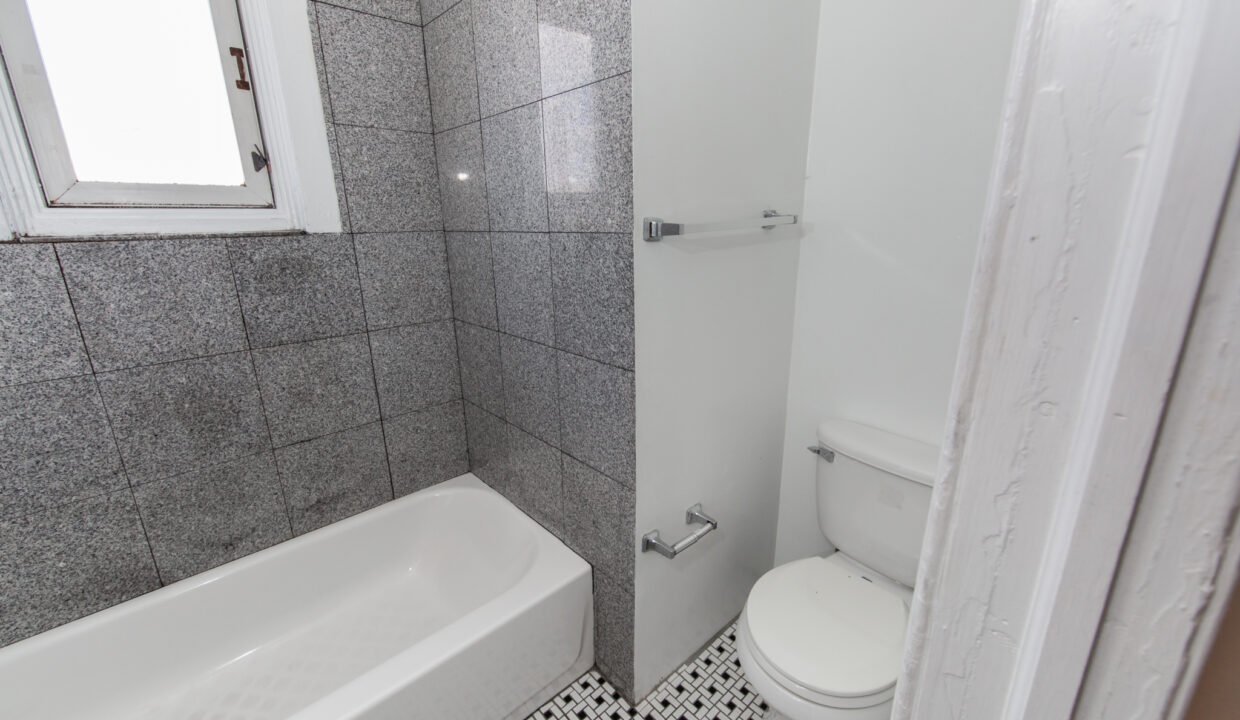 147 West Gay #3_023