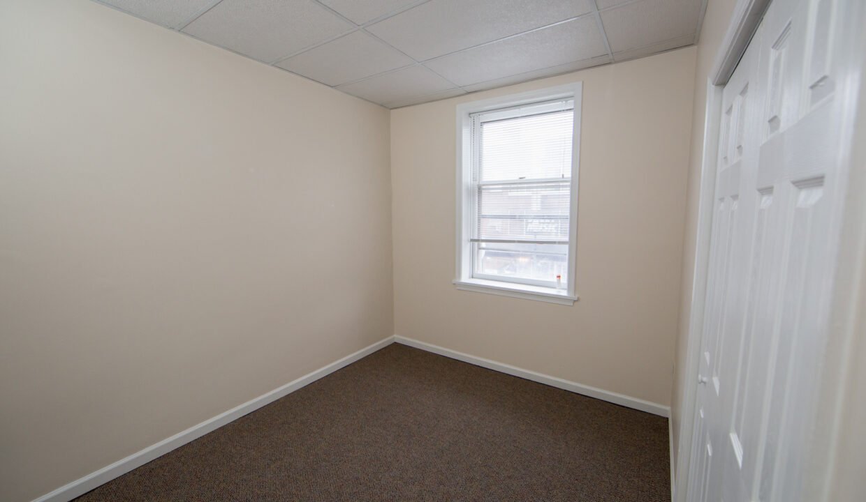 113 W Gay Unit 1_001