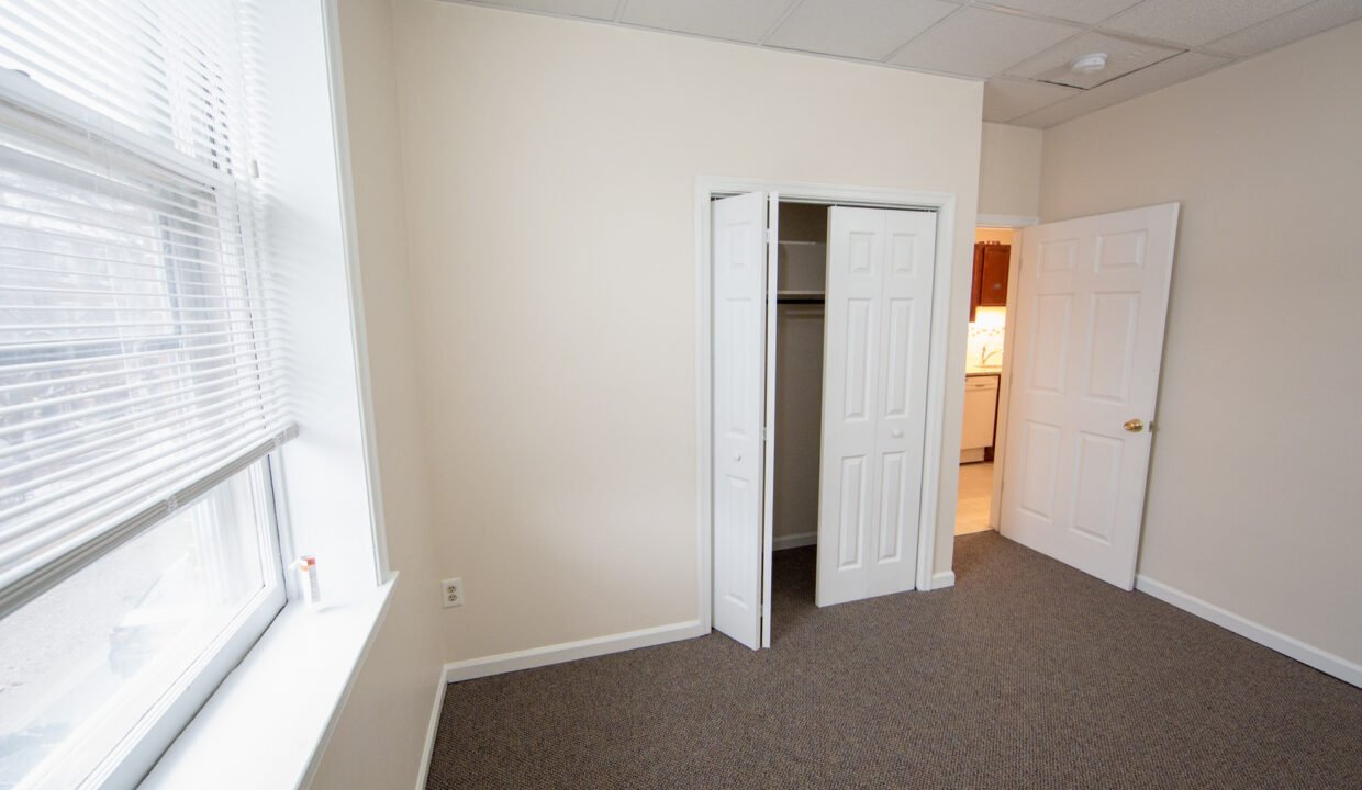 113 W Gay Unit 1_002