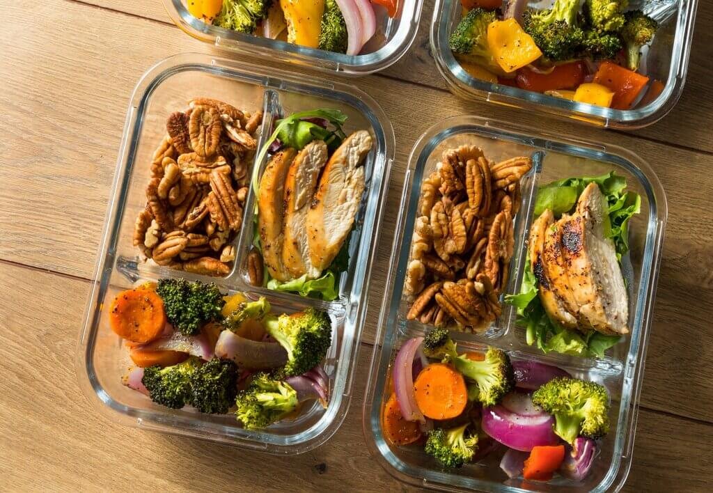 Beautifully organized chicken and broccoli in glass storage containers | Meal Prep Ideas | Zukin Realty